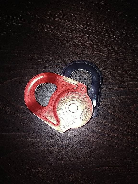 Attrezzatura da arrampicata: Petzl – Usato da Botyre (Ayent) venduto da cor_ly2t 1
