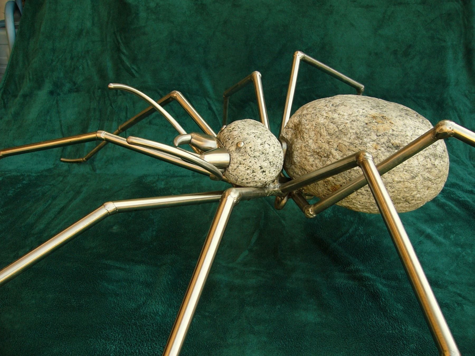 Skulpturen & Statuen: Spinne aus Rostfreiem Stahl und Granit – Neu (gemäss Beschreibung) aus Einsiedeln von steelandstone 3