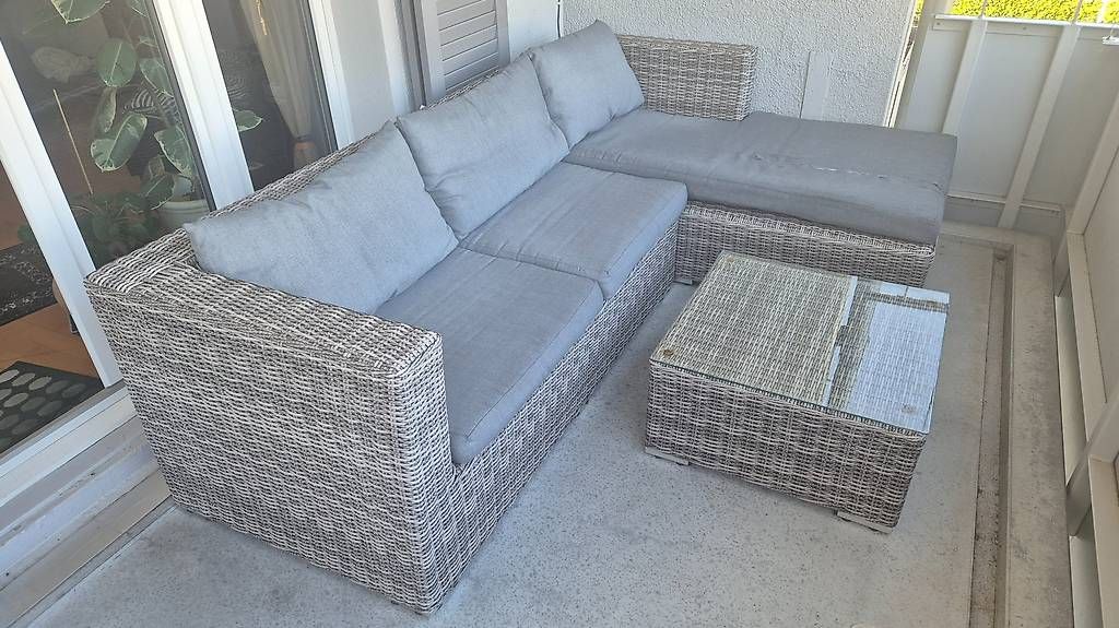 Sofas: Rattanlounge – D'occasion à Oberengstringen par moserpa6