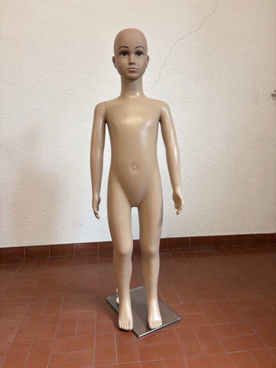 Sonstige Dekorationen & Accessoires: Schaufensterpuppe Kind – Gebraucht aus Wallisellen von sim_k57m 1