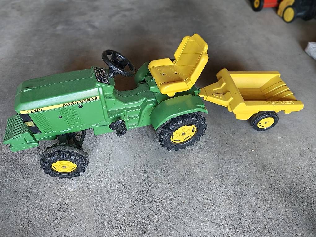 Veicoli per bambini: Traktor mit Anhänger – Usato da Sarmenstorf venduto da jodasano 1
