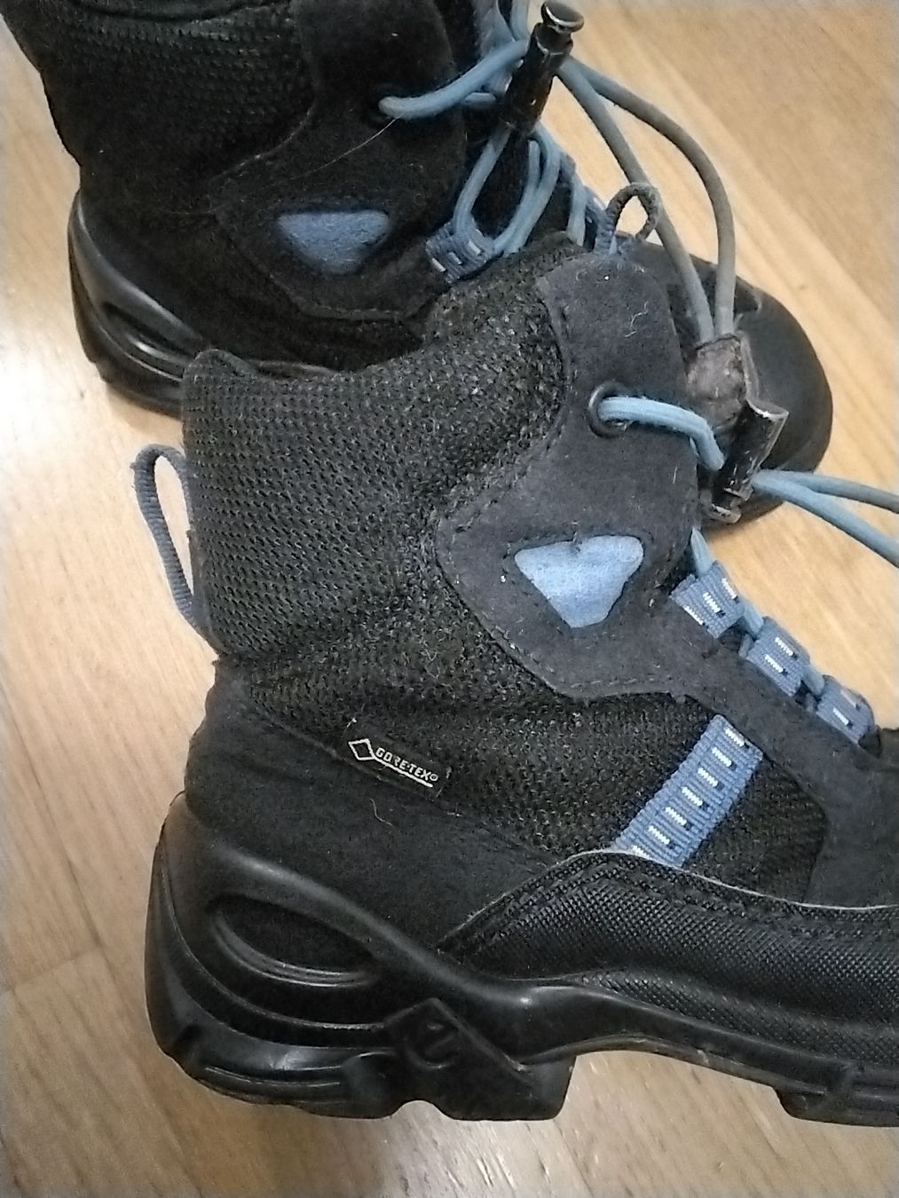 Ecco Chaussures garçon: Wanderschuhe / Trekkingschuhe Gr. 28 – D'occasion à Balterswil par Meerdeern 2