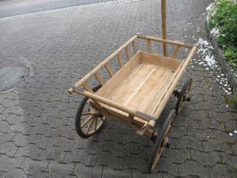N. 3 Orginal neu restauriertes Leiterwägeli / Leiterwagen