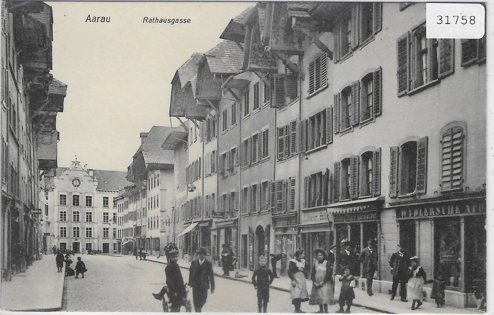 Ansichtskarten: Aarau - Rathausgasse - animee belebt – Gebraucht aus Ettingen von Kartenplanet