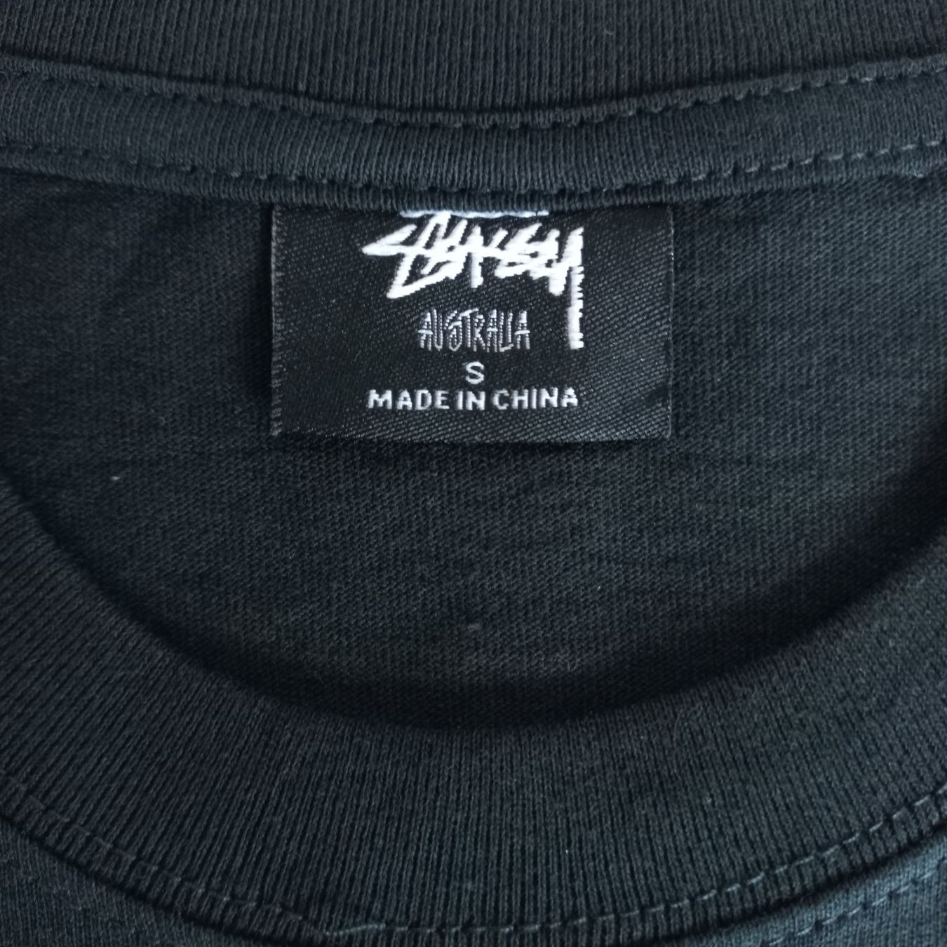 Stüssy T-shirt: Stüssy Lion Tee (S) – Nuovo e nell'imballaggio originale da Chamoson venduto da Sapoloshop 3