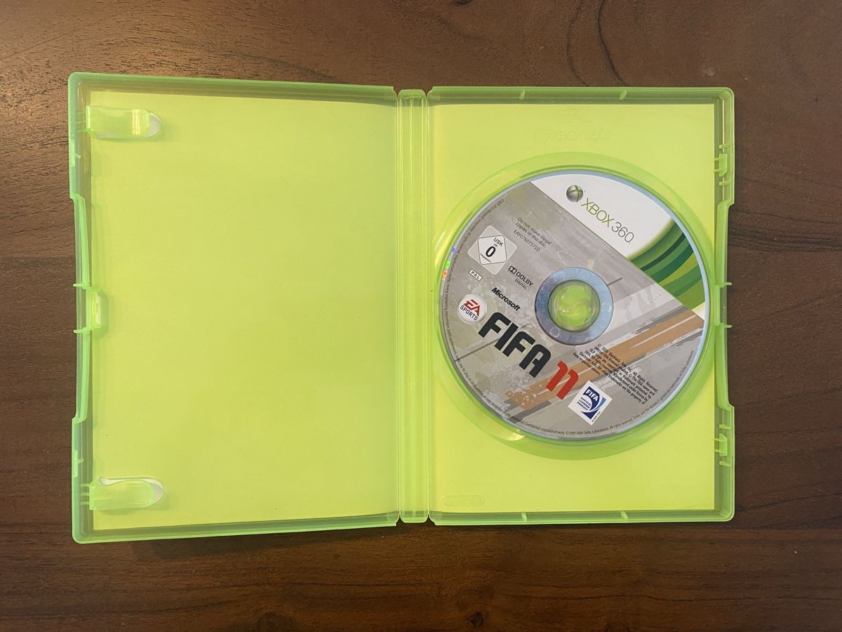 Microsoft Spiele: FIFA 11 für Xbox 360 – Gebraucht aus Thunstetten von Virus_33 1