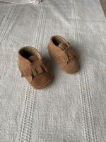 Chaussures bébé à franges neuves taille 18-19