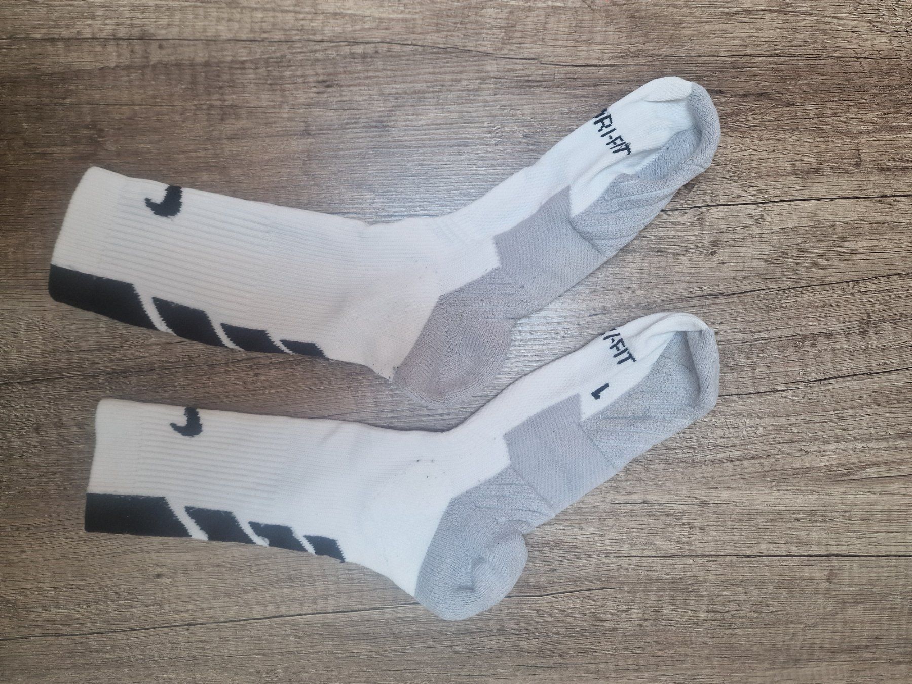 Nike Calze: Nike Dri-Fit Socken Weiss Grösse M – Usato da Falera venduto da Fudax
