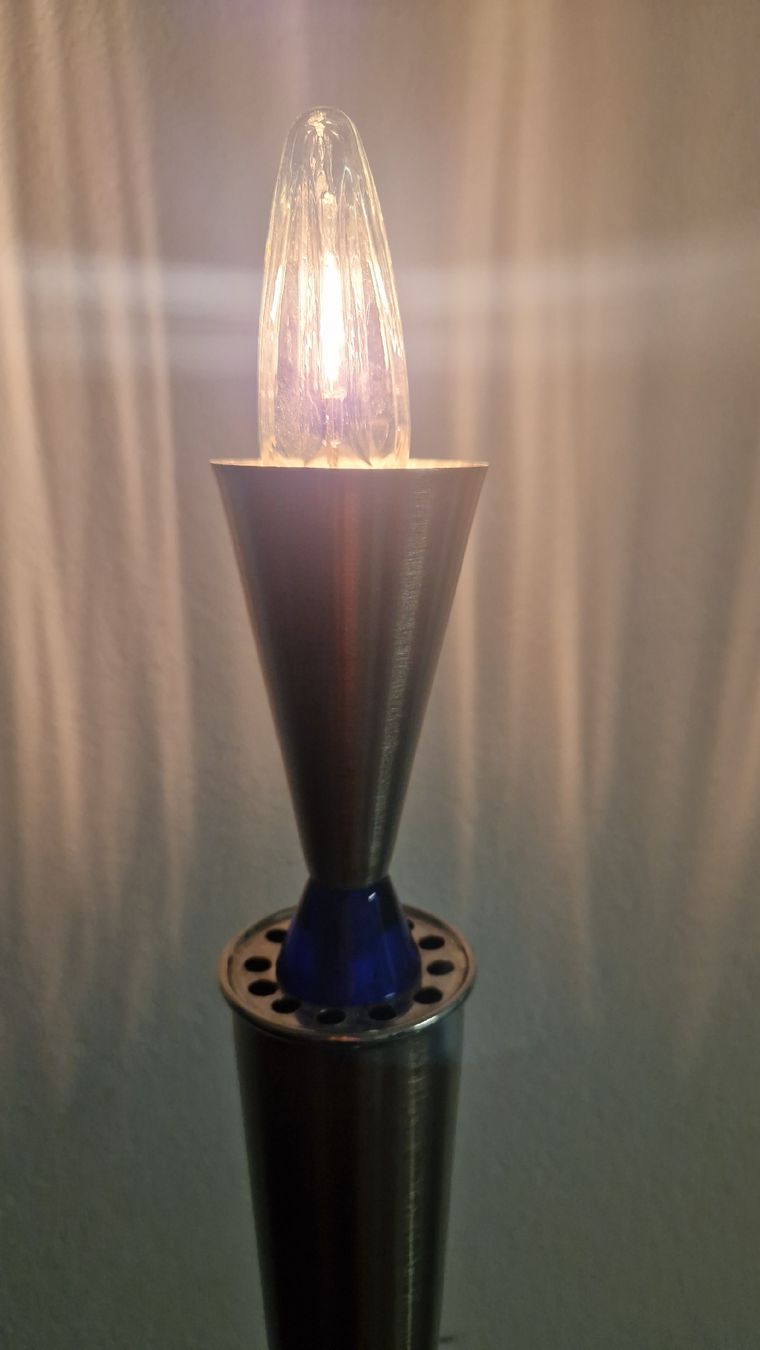 Lampade: Stehlampe Fackel Design – Usato da Zürich venduto da anna.caterina 1