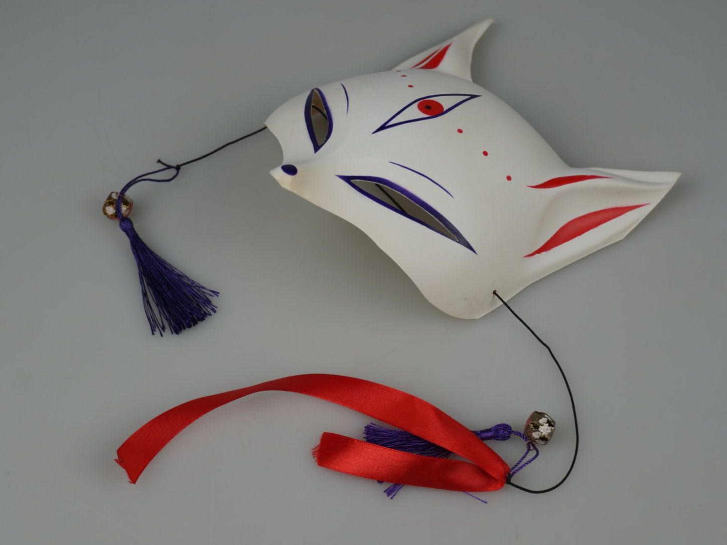Arte internazionale: Kitsune Fuchsmaske – Nuovo (secondo la descrizione) da Rüti ZH venduto da Restwert_Rueti_ZH