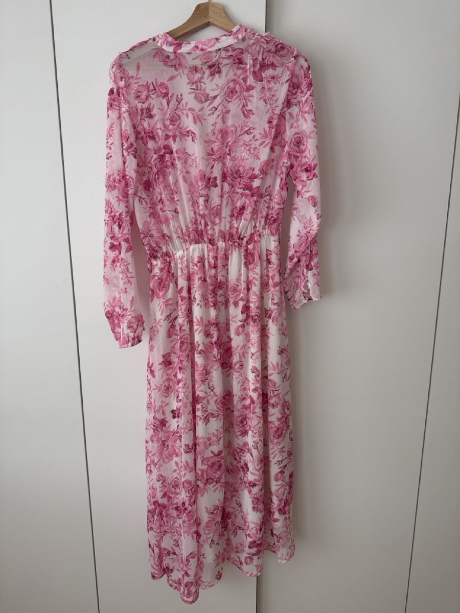 Kleider: Midi-Kleid von Zara – Gebraucht aus Arni AG von goforluxery 1