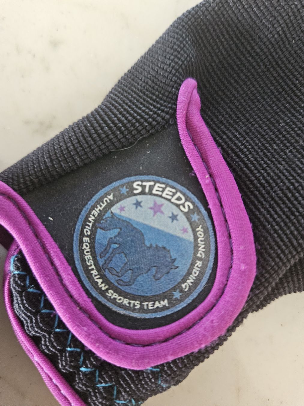 Kinderhandschuhe: Reithandschuhe Steeds schwarz pink Kinder – Gebraucht aus Kloten von Tacha_gb 2