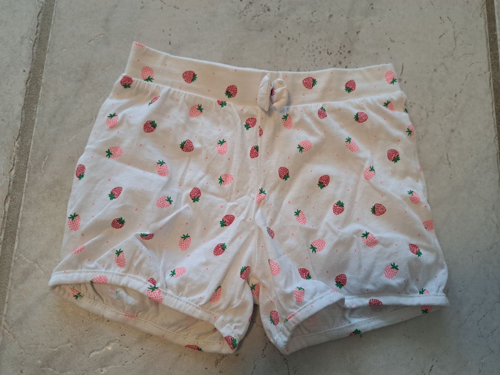 Pantaloni: Shorts, Gr.98/104 – Usato da Seuzach venduto da nadine.baur84