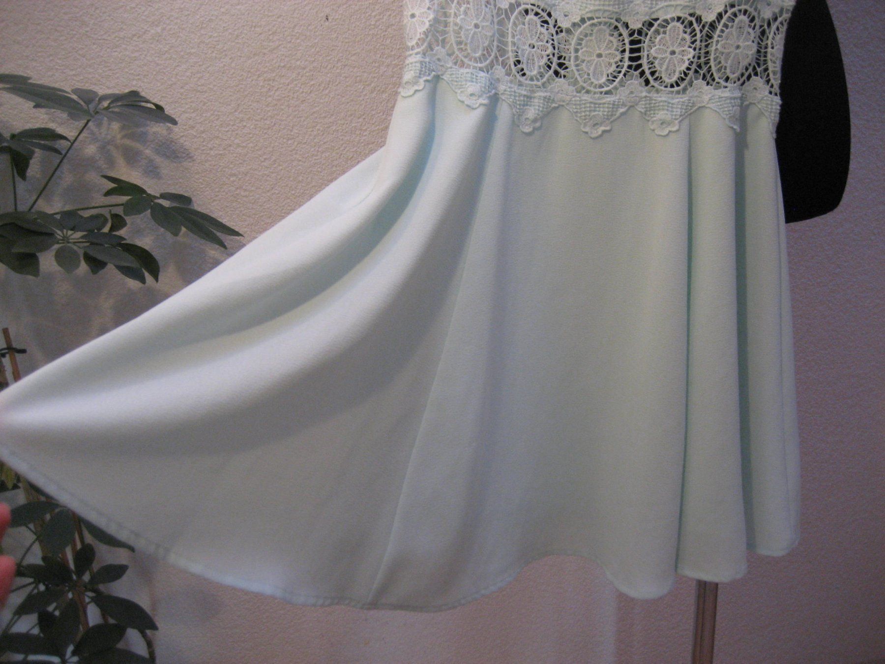 Vestiti: Robe stretch taille 34 – Nuovo (secondo la descrizione) da Delémont venduto da marryb 3