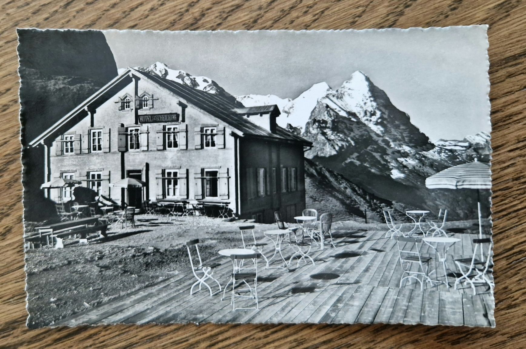 Ansichtskarten: Grosse Scheidegg mit Gartentischen  – Gebraucht aus Ebikon von Donar50