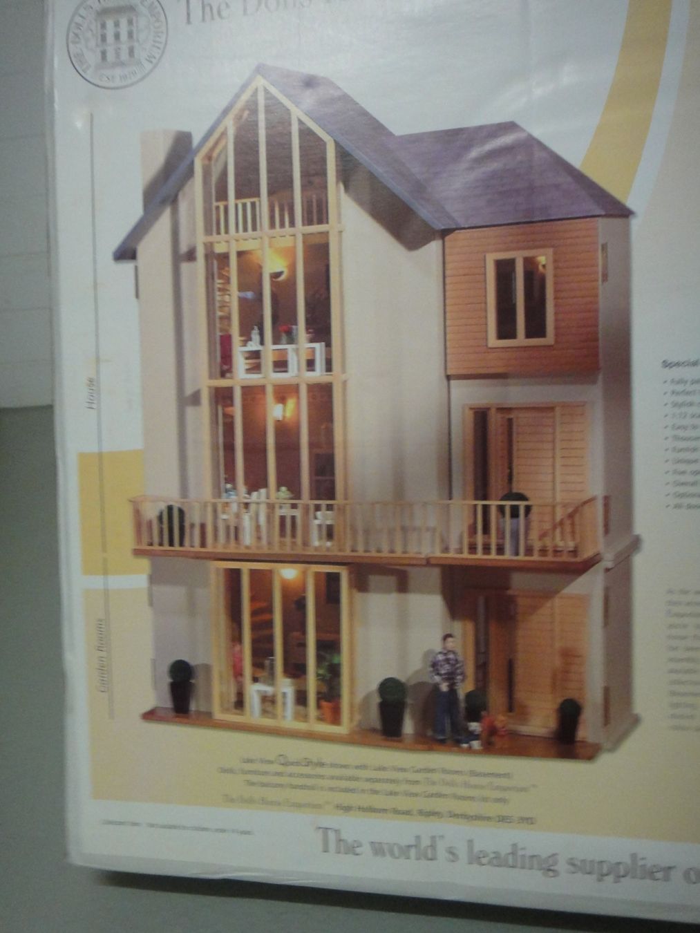 Case e mobili per bambole: Puppenhaus-Bausatz, "Lake View" mit "Garden Room" – Nuovo e nell'imballaggio originale da Detligen venduto da Crissie307 1
