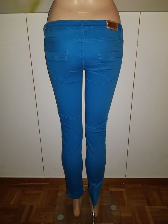 Jeans: Jeans PLACE DU JOUR    Taille / Grosse XS ...... – Usato da Cossonay-ville venduto da Super-Price-Quality 7