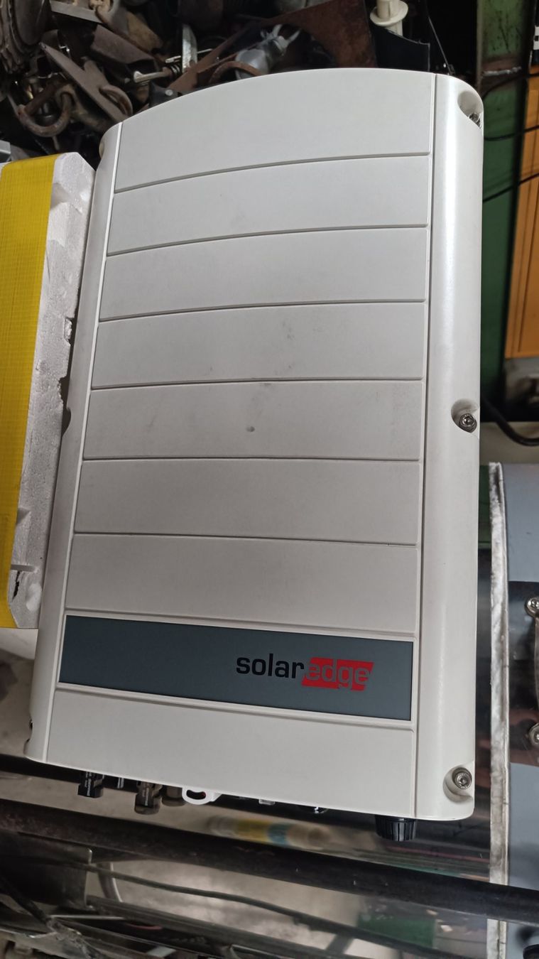 SolarEdge Inverter: Wechselrichter Solaredge SE10K EUR N4 – Usato da Interlaken venduto da Django65
