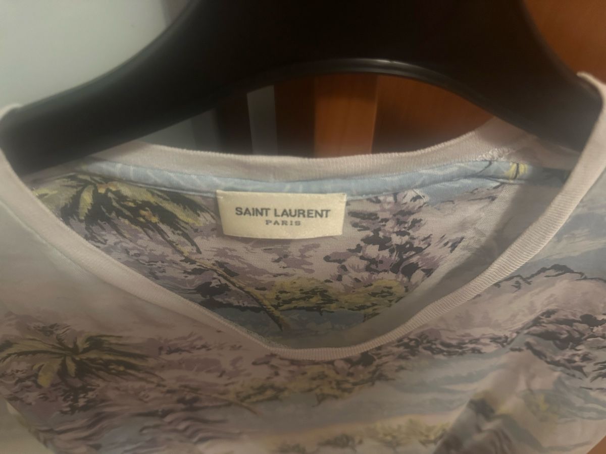 Saint Laurent T-Shirts: SAINT LAURENT T-Shirt – Gebraucht aus Zürich von Michael-Berger