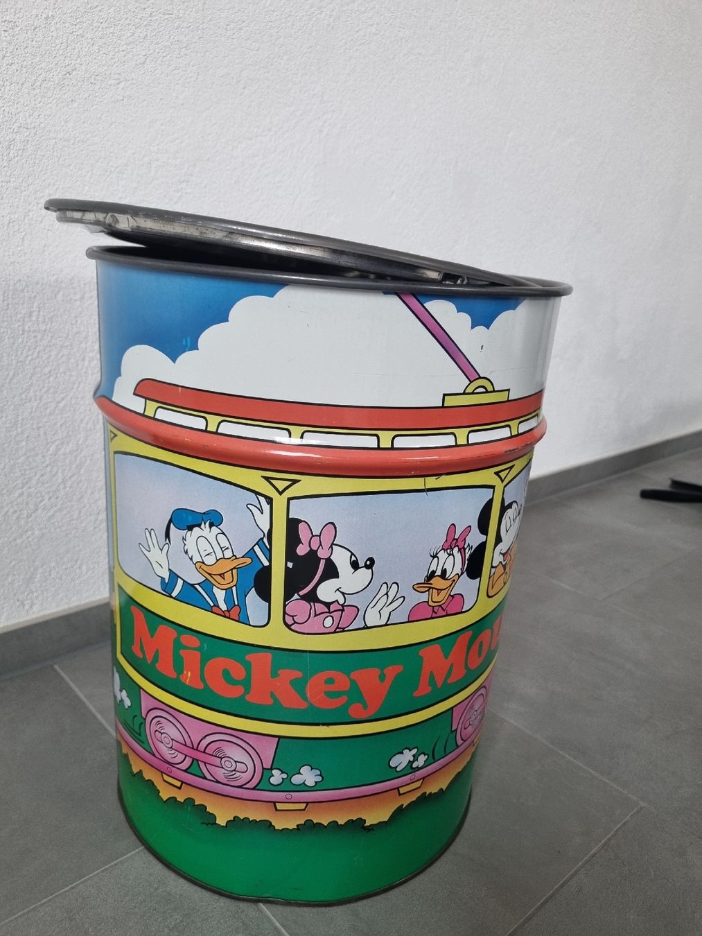 Cestini per rifiuti: Sitztonne Mülleimer Micky Maus – Usato da Wangen b. Olten venduto da beechstreet
