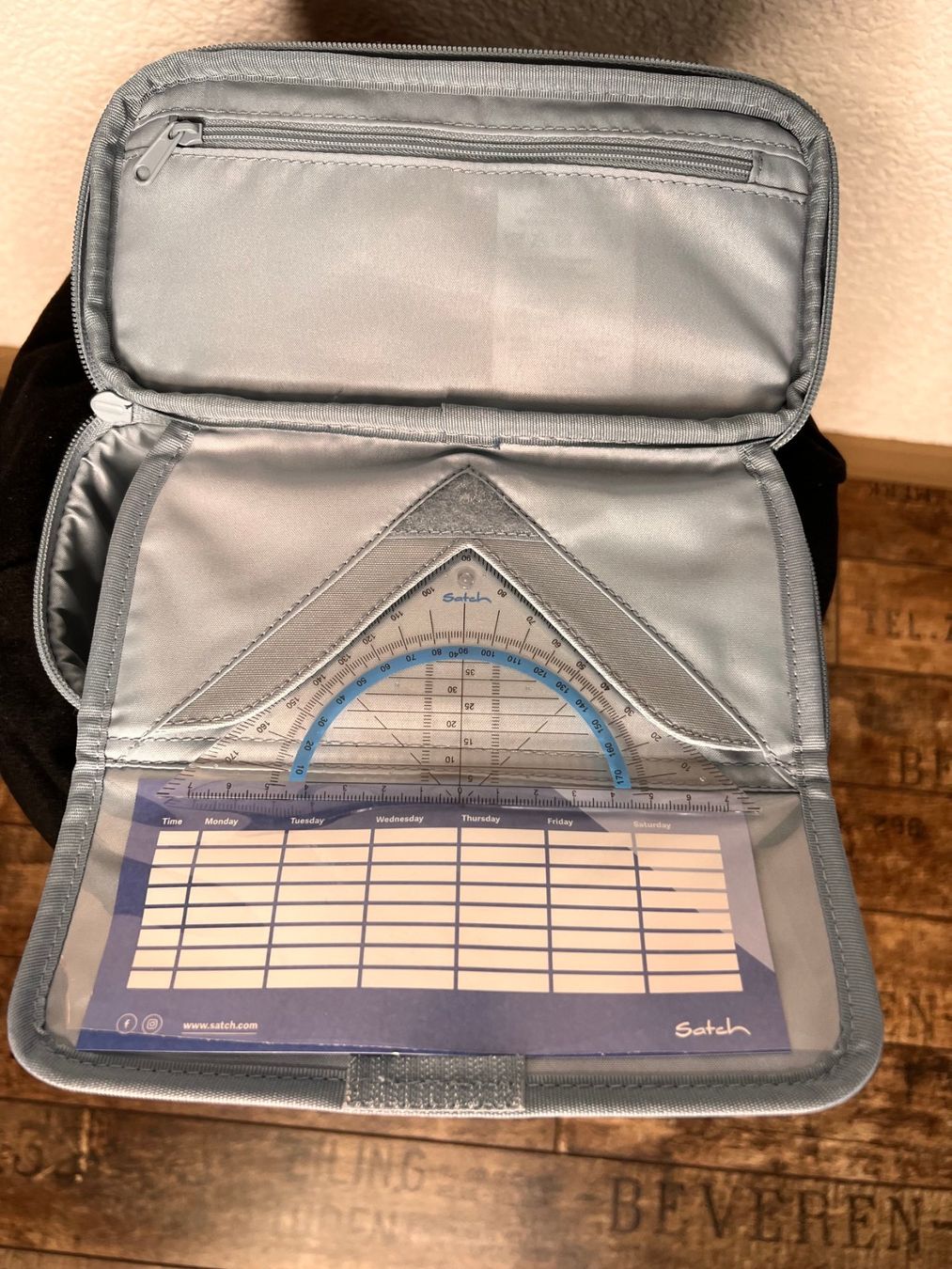 Satch Plumiers: Etui Satch neu – Neuf avec emballage d'origine à Bösingen par Guesli1 2