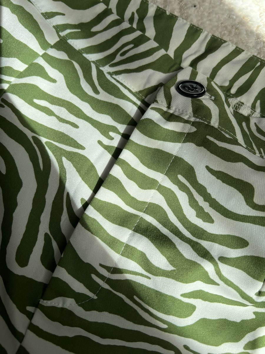 Shein Hosen: Zebra Print Pants – Gebraucht aus St. Gallen von trxcy 5