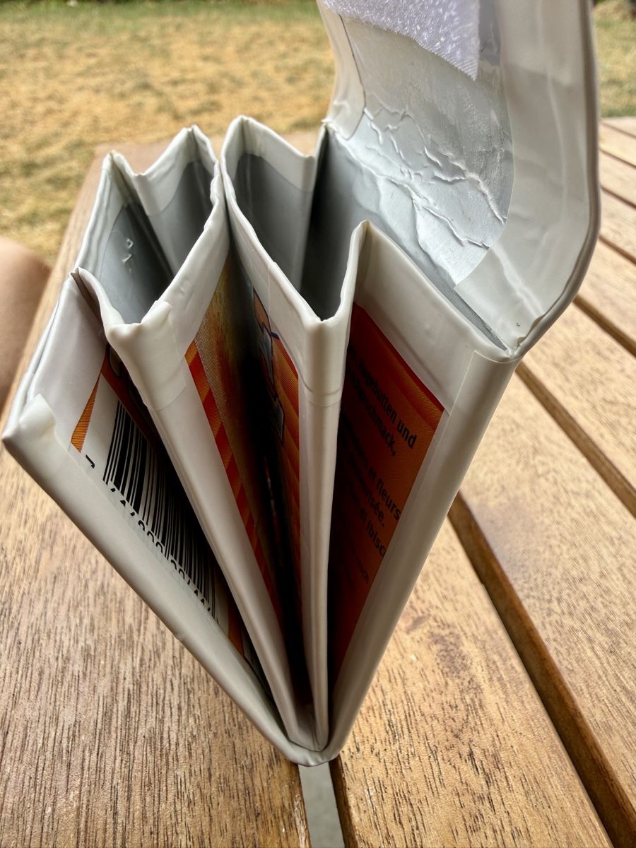 Brieftaschen: Portemonnaie Tetrapack – Neu und originalverpackt aus Thalwil von val_bm5t 4
