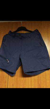 Shorts bleus de randonnée, taille 40, parfaits pour l'été!