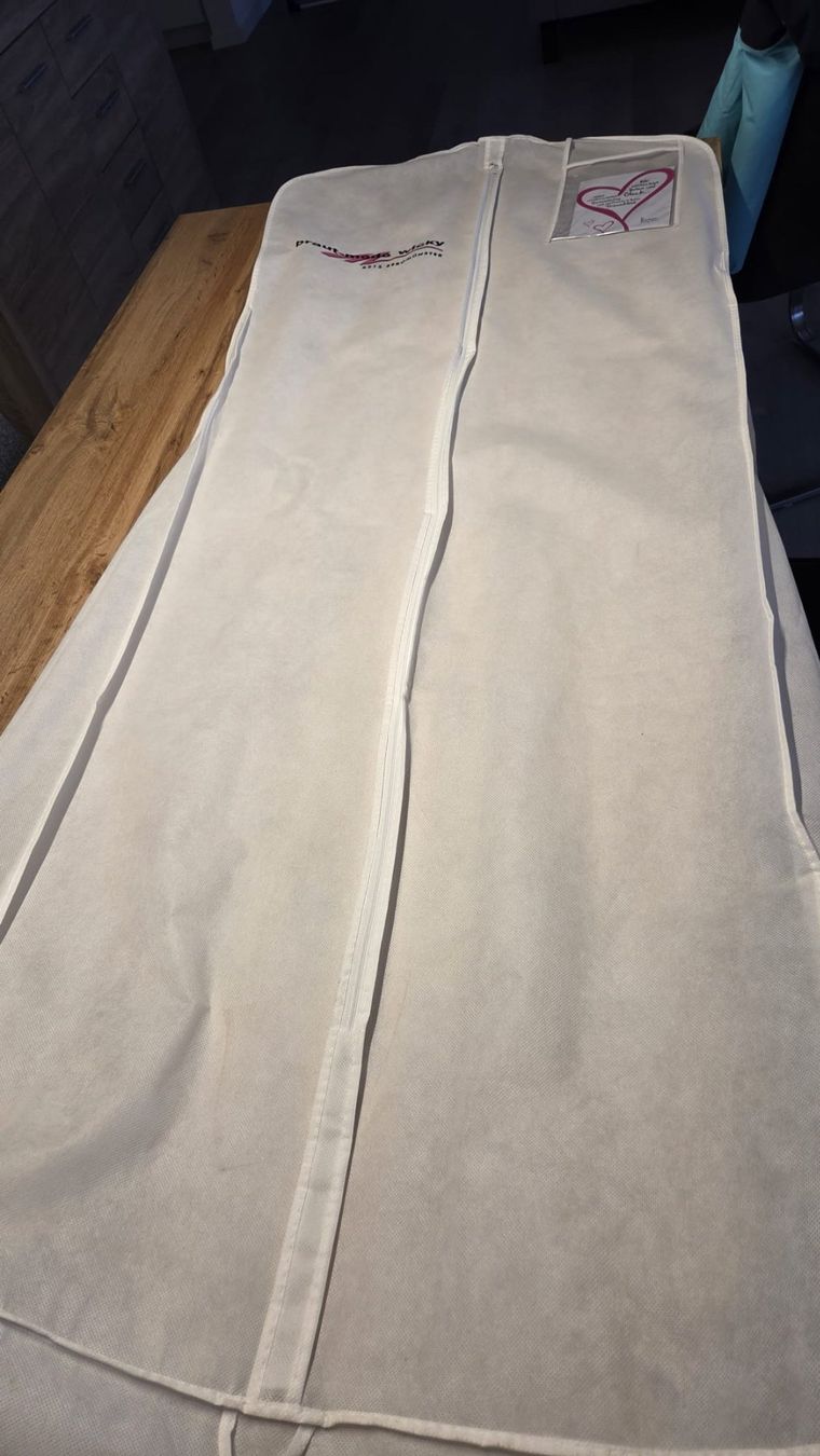 Vestiti: Hochzeitskleid Brautmode Wicky – Usato da Bülach venduto da Ewert 7
