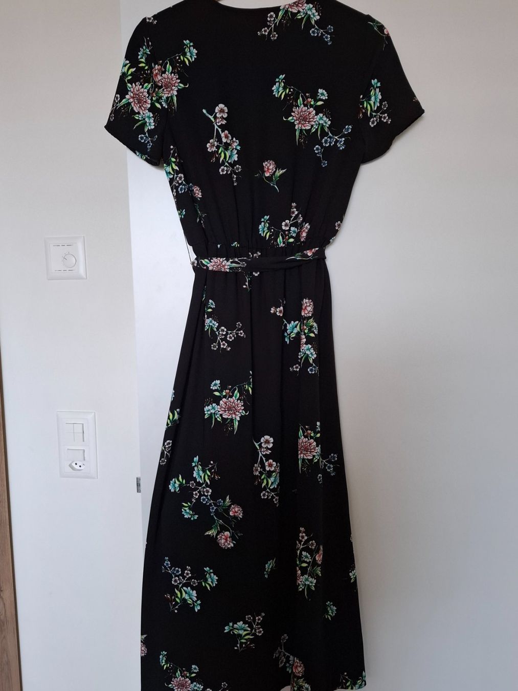 H&M Vestiti: Zauberhaftes Kleid Gr.34 – Nuovo (secondo la descrizione) da Biel/Bienne venduto da nad_rm72 1