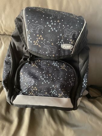 FUNKI Rucksack Schwarz Bäre M 15L guter Zustand