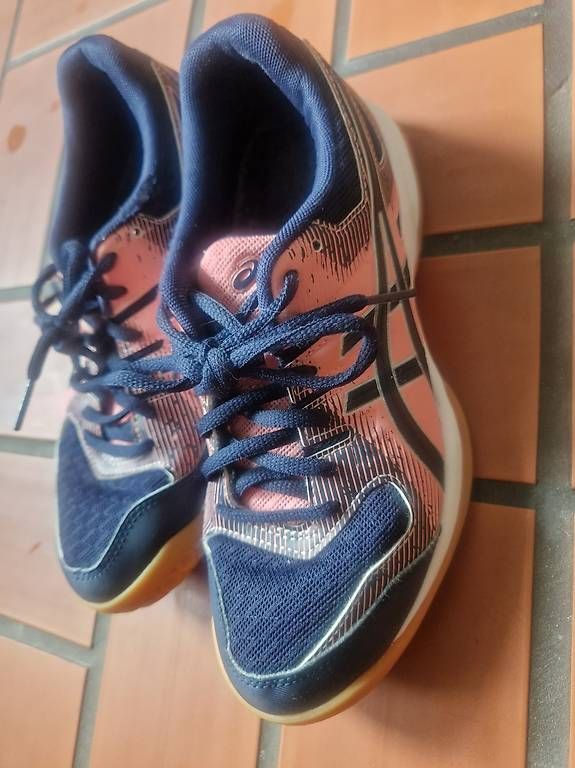 Scarpe per ragazzi: ASICS Gr 36/37 Hallenschuhe – Usato da Zürich venduto da s-knapp 3