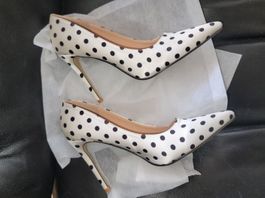 polka dot Pumps, Pünktchen heels, 60th style, court shoe, 🪐