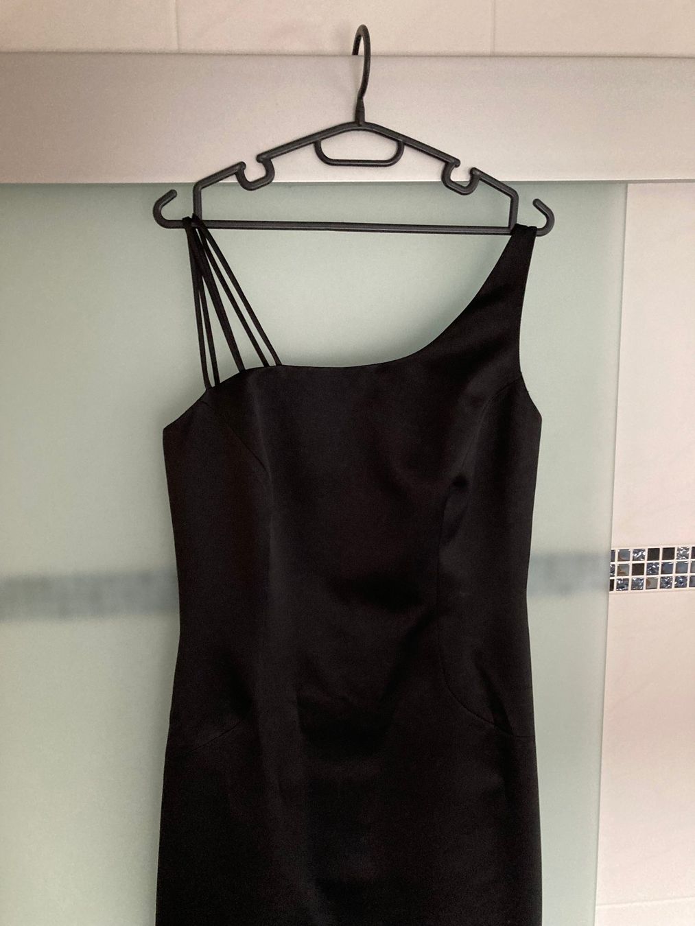 Kleider: Abendkleid schwarz lang Grösse 38 – Gebraucht aus Büsingen von aue_2mh6