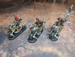 Warhammer 40k Chaos Space Marine Biker Night Lords bemahlt