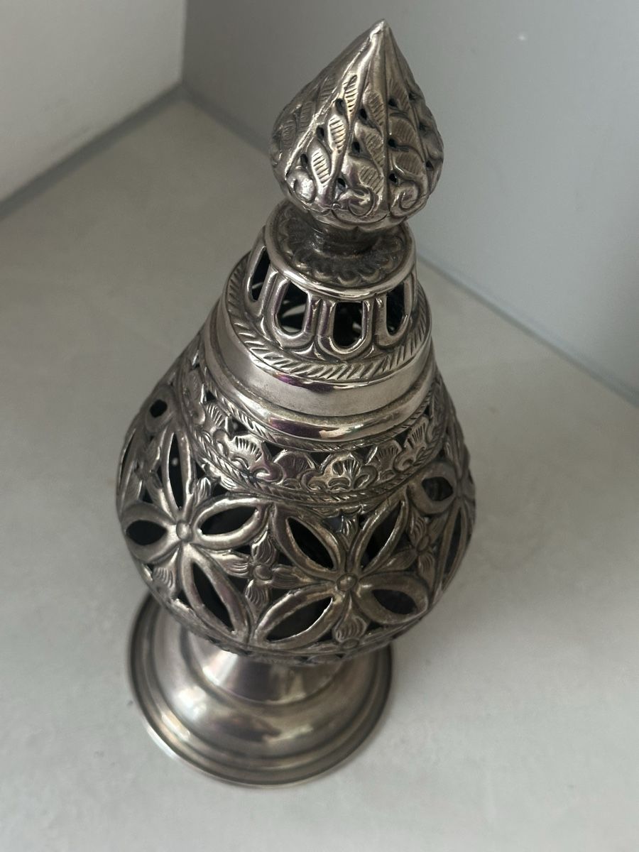 Tutte le decorazioni: Orientalisches Räuchergefäss versilbert – Usato da Nebikon venduto da Vanessa2003 6