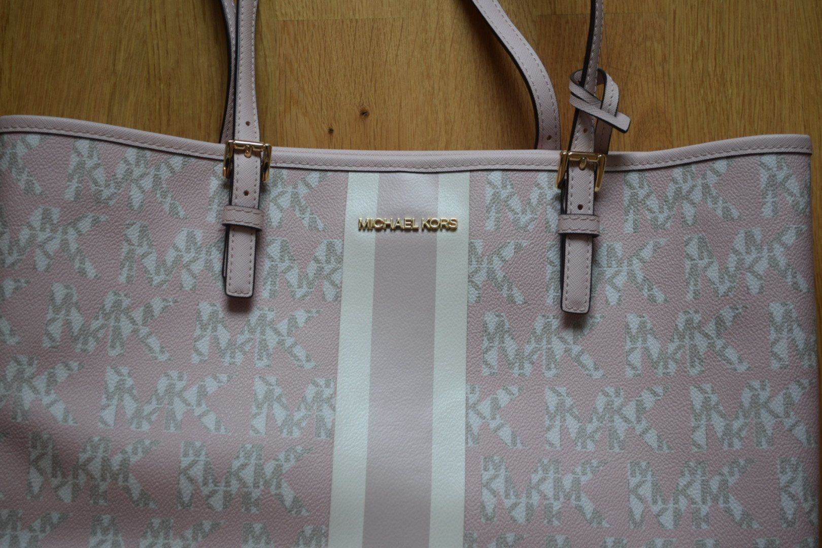 Michael Kors Borse da donna: Michael Kors Tasche Rosa/Weiss – Usato da St. Gallen venduto da Lena_T 1