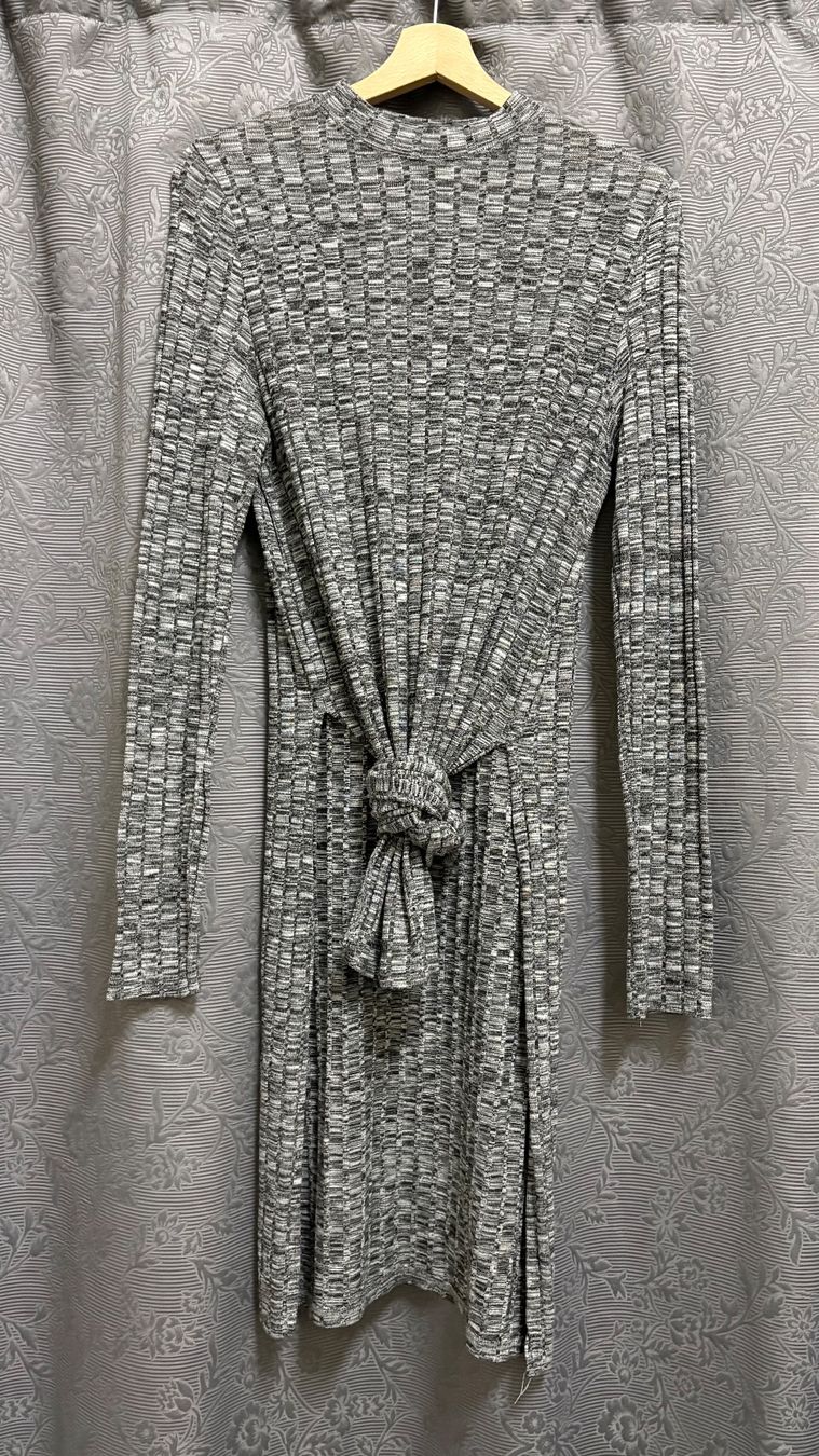 Maglioni & Felpe: Pulover Midi / Puloverkleid – Usato da Basel venduto da tif_m2h6 1