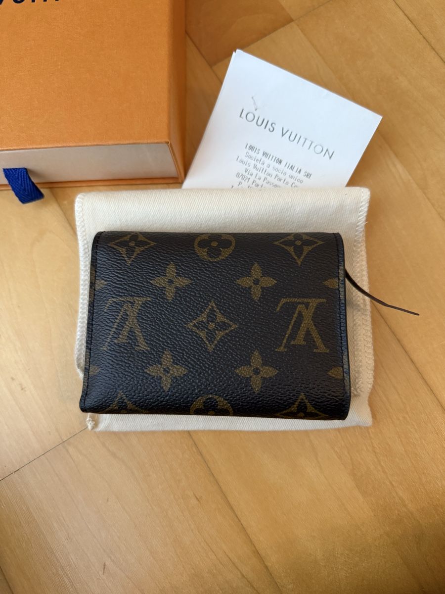 Louis Vuitton Portamonete: Louis Vuitton Victorine Wallet – Nuovo (secondo la descrizione) da Landquart venduto da Fisch0004 2