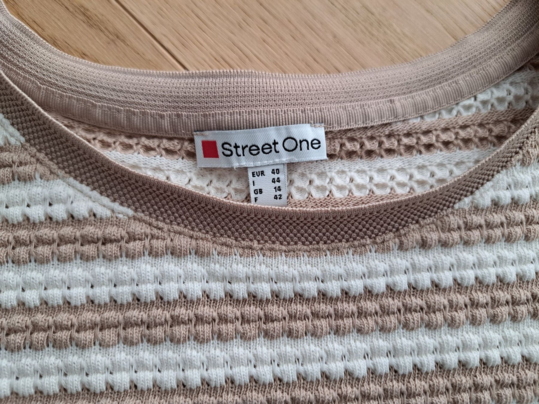 T-shirt: Street One gestreiftes Oberteil Gr. 40 – Usato da Perlen venduto da Sarah1985 1