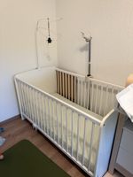 Kinderbett weiss mit Betthimmel, Mobile-Halterung gebraucht