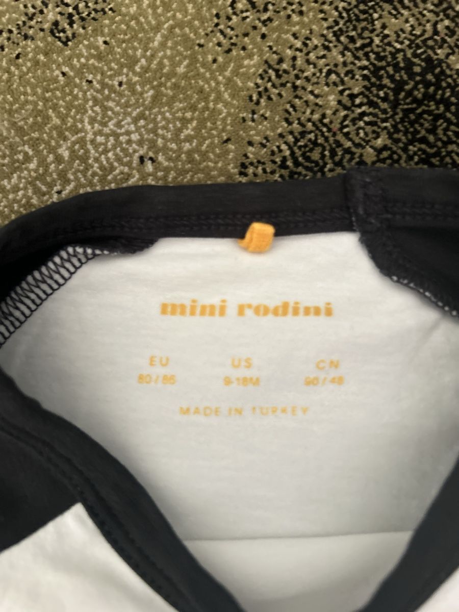 Mini Rodini Camicie, T-shirt & Polo: Mini Rodini Raglan Tshirt/ 80-86 – Usato da Zollikon venduto da JuRock 2