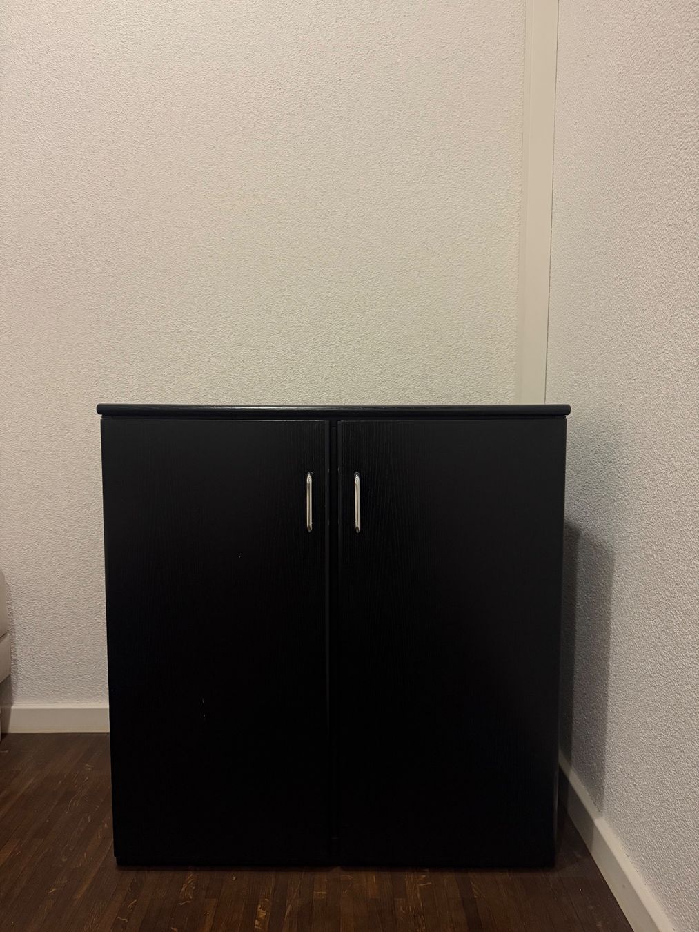 Armoires: Schrank - gratis – D'occasion à Zürich par off_7ktg
