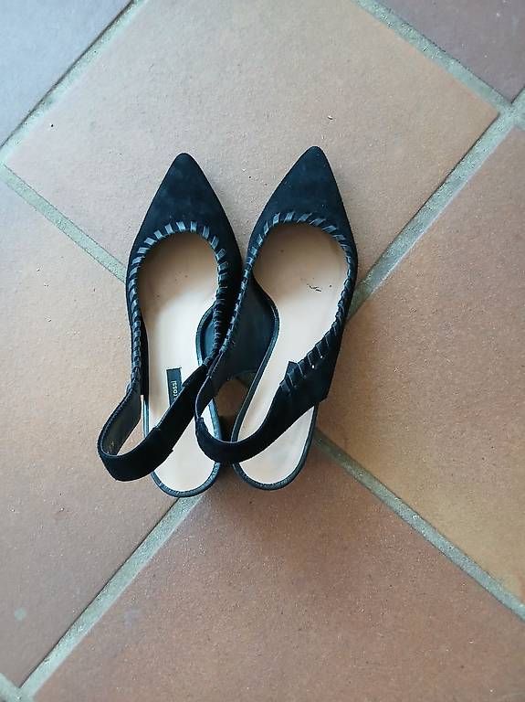 Scarpe da donna: Gino Rossi Pumps – Usato da Pratteln venduto da pforter01