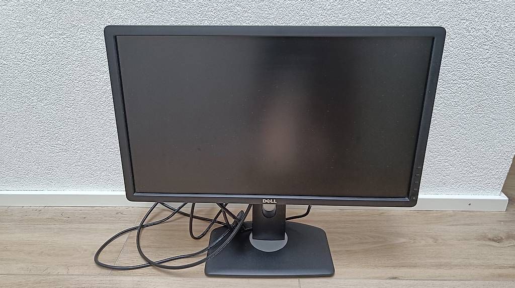 Dell Monitore: Dell Bildschirm 24 Zoll gebraucht – Gebraucht aus Muttenz von m_h_m567