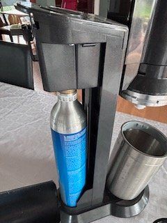 Elettrodomestici da cucina: SodaStream Crysal mit 2 Flaschen – Usato da Obfelden venduto da Pema5 3