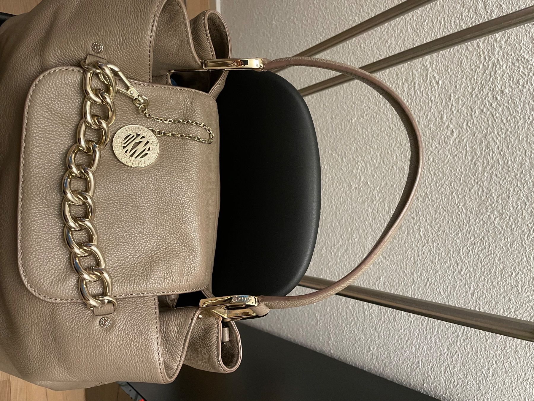 DKNY Borse da donna: Borsa Donna Karan – Usato da Zwillikon venduto da Serioznaja 3