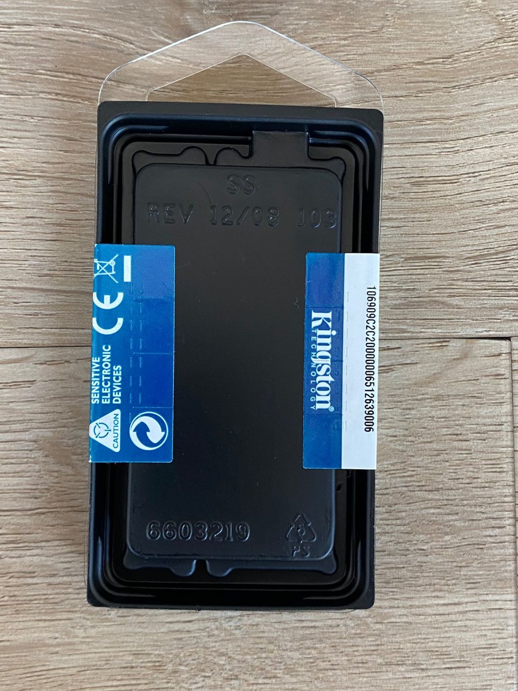 Kingston Memoria / RAM: Kingston 2GB DDR2-800 SO-DIMM Notebook RAM PC2-6400S – Nuovo e nell'imballaggio originale da Wetzikon ZH venduto da BackToRetro 1