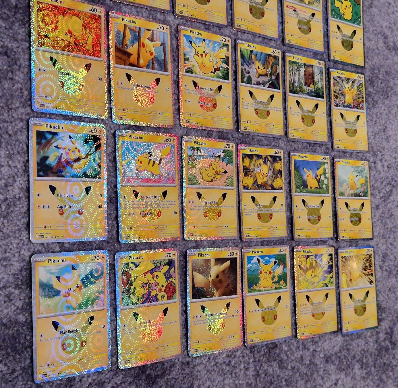 Pokémon Carte collezionabili: All 30 Pikachu 30th eng – Nuovo (secondo la descrizione) da Giubiasco venduto da MrGru1992 3