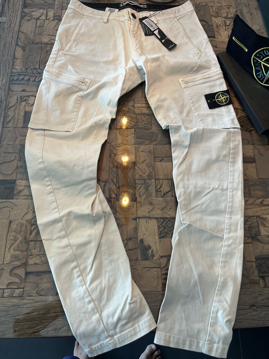 Stone Island Hosen: Stone Island Cargo – Neu und originalverpackt aus Oberwil BL von Babylon0 1
